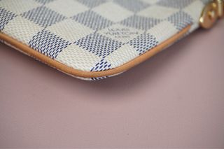 Louis vuitton pochette milla mm