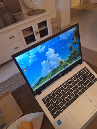 Portátil Acer Aspire 3《2027》POTENTE •1TB•16GB•IPS