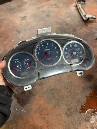 Cuadro instrumentos Subaru Impreza STI 2003