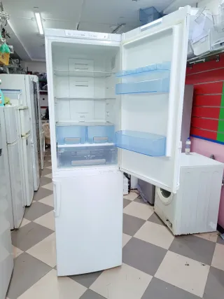 Frigorífico 'BALAY' combi no frost