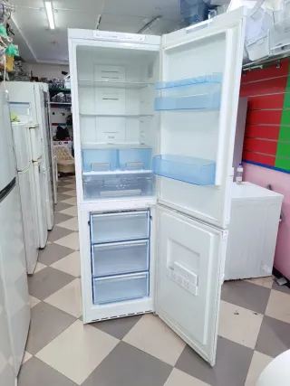 Frigorífico 'BALAY' combi no frost