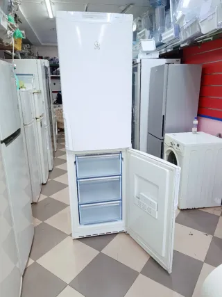 Frigorífico 'BALAY' combi no frost