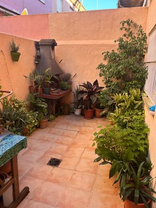 Se alquila habitación individual en TARIFA.