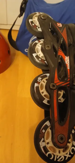 Patines en línea niño Talla 32-35 + Casco y bolsa