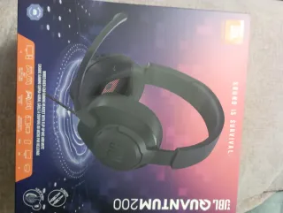 Cascos Gaming JBL con Micrófono