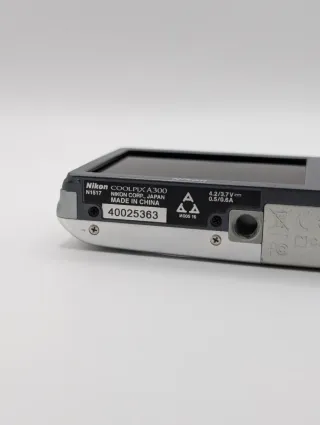 Nikon Coolpix A300 Plata