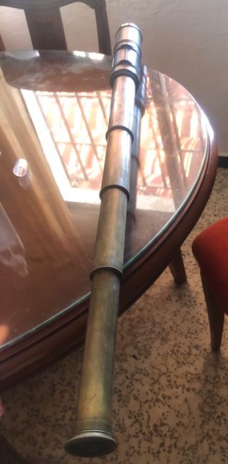 Catalejo antiguo de latón