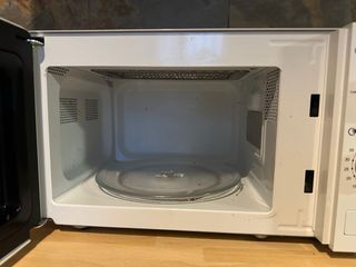 Microondas San Ignacio Blanco