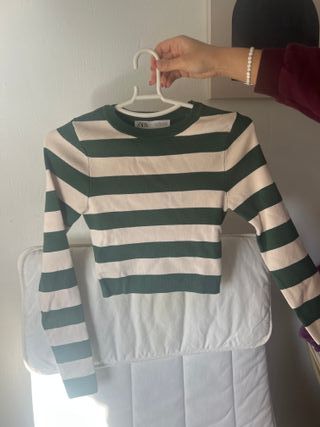 Jersey fino Zara rayas verde y blanco. Talla S