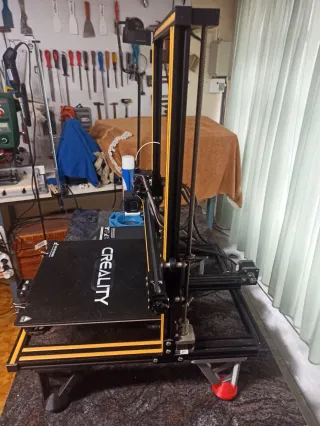 Impresora 3D Creality CR-10 + Repuestos