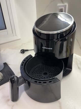 Freidora Mellerware Negra