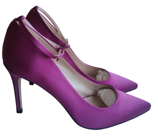 Zapatos tacón alto satén rosa de Mango