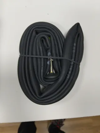 Cámara Slime 700c Antipinchazos Presta 48mm