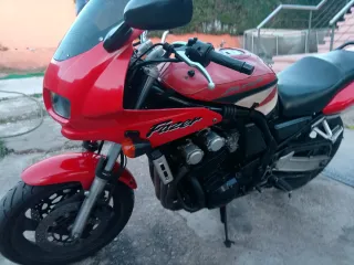 Yamaha Fazer 600