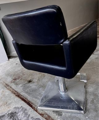 Silla Peluquería Giratoria Blanca y Negro