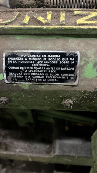 Sierra de corte UNIZ antigua