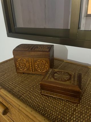 2 Cajitas de Madera Talladas