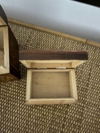 2 Cajitas de Madera Talladas