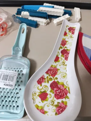 Set accessori cucina plastica e legno