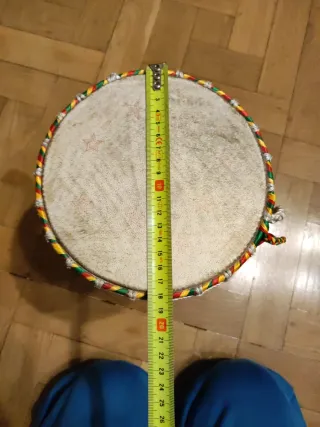 Timbal africano decorado