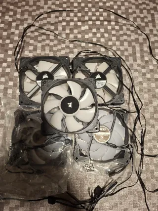 Ventiladores PC 120mm Corsair/MSI