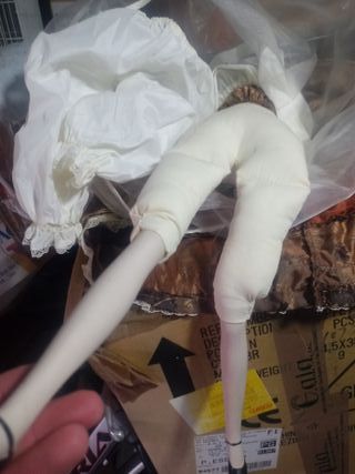 Bambola porcellana abito d'epoca marrone