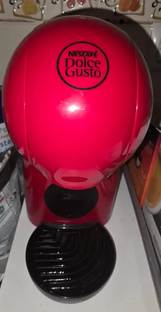 Cafetera Krups Nescafé Dolce Gusto Roja