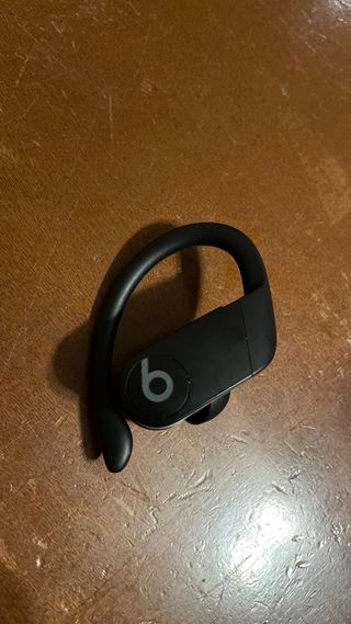 Powerbeats Pro nere