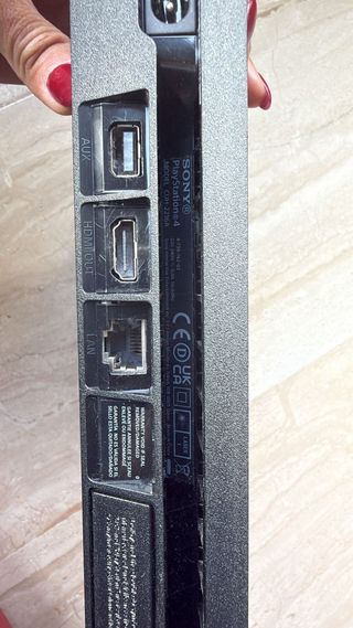 PS4 Slim 500GB Negra