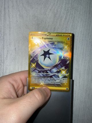 Carta Pokémon Energía Espinosa Dorada (JTG 190)