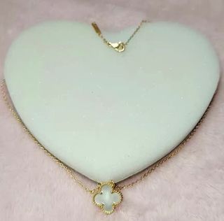 Collar Van Cleef & Arpels Oro Nácar Blanco