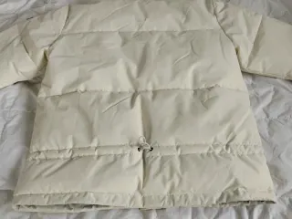 Roxy plumífero blanco nuevo