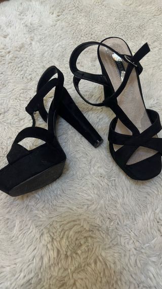 Sandalias negras ante plataforma tacón Primark T37