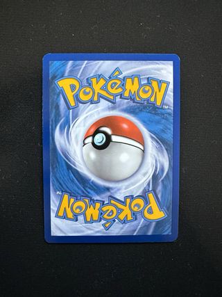 Carta Pokémon Bulbasaur, charmander y squirtle