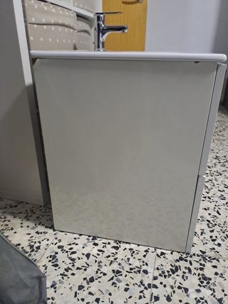 Mueble de baño Roca con lavabo