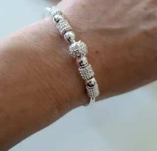 Pulsera ajustable plata en estuche regalo