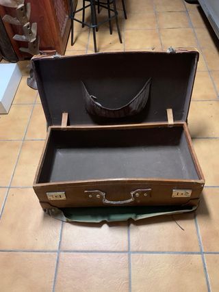 Maleta antigua cuero con funda loneta