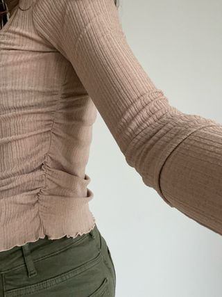 Maglietta manica lunga beige a costine