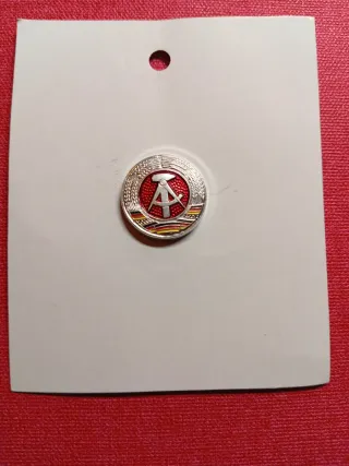 Pin antigua Alemania Democrática