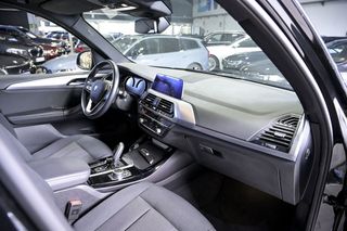 BMW X3   xDrive20d