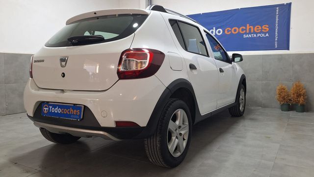 Dacia Sandero 2015