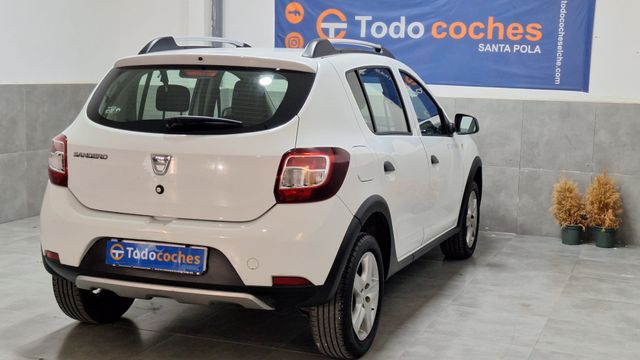 Dacia Sandero 2015