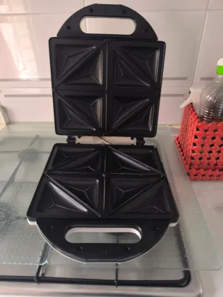 Sandwichera Fagor Negra