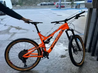 Bicicleta Descenso Intense T725