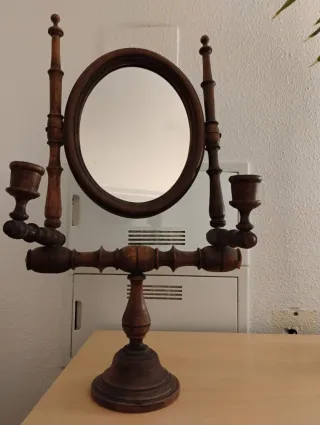 Candelabro madera con espejo ovalado