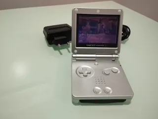 Consola Game Boy Advance SP Plata
