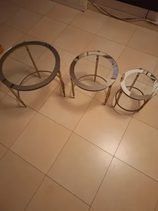 Mesas Nido Doradas con Cristal