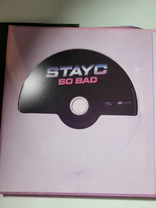 Álbum STAYC