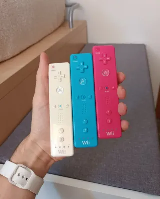 Dispensadores Caramelos - Mandos Wii (Nintendo)