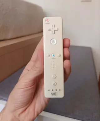 Dispensadores Caramelos - Mandos Wii (Nintendo)